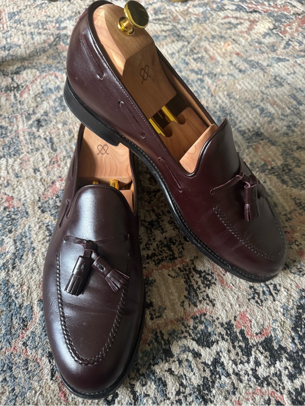 Men's Tassel Derby Loafers in Deep Burgundy Brown Leather with Shoe Horns